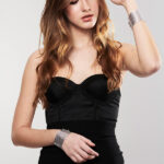 bracciali-manette-argentati-in-maglia-metallica-desir-metallique