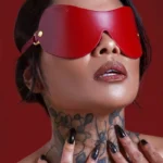 Benda integrale bondage avantgarde Blindfold Taboom (indossata)